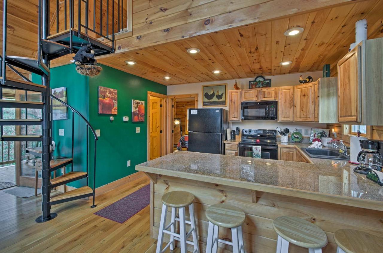 Bryson City Vacation Rental With Hot Tub And Fire Pit! Екстер'єр фото