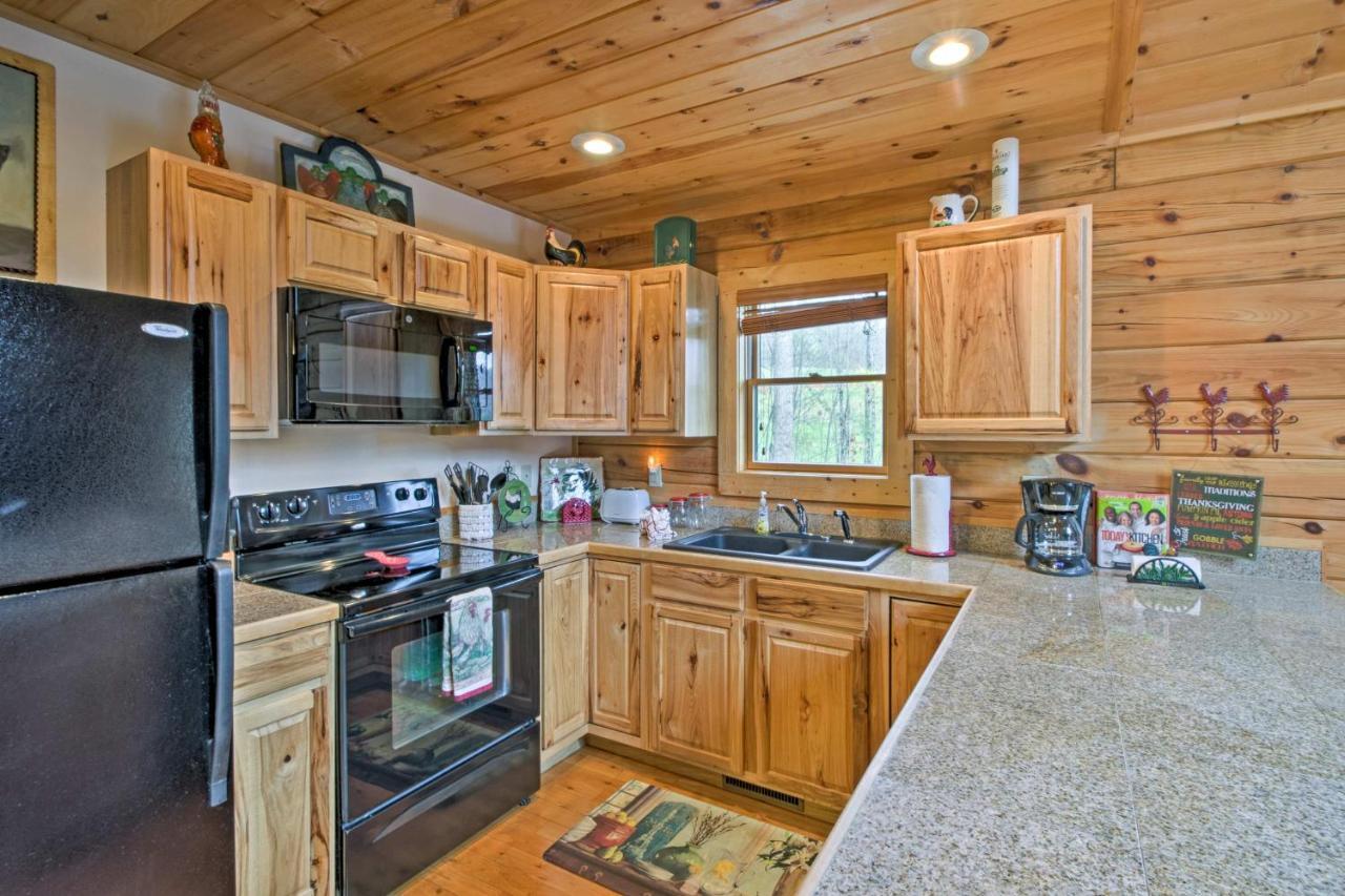 Bryson City Vacation Rental With Hot Tub And Fire Pit! Екстер'єр фото