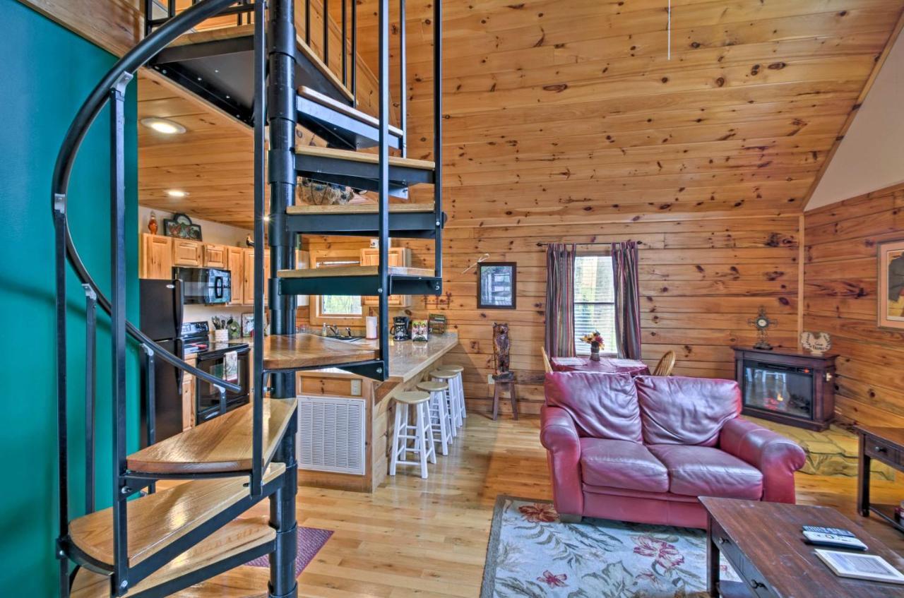 Bryson City Vacation Rental With Hot Tub And Fire Pit! Екстер'єр фото