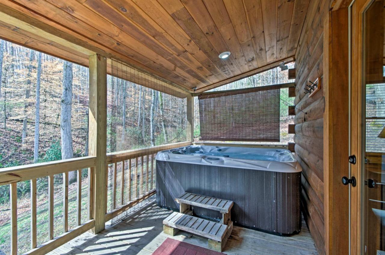 Bryson City Vacation Rental With Hot Tub And Fire Pit! Екстер'єр фото