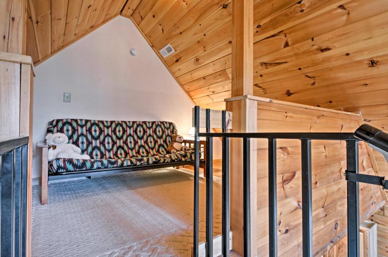 Bryson City Vacation Rental With Hot Tub And Fire Pit! Екстер'єр фото