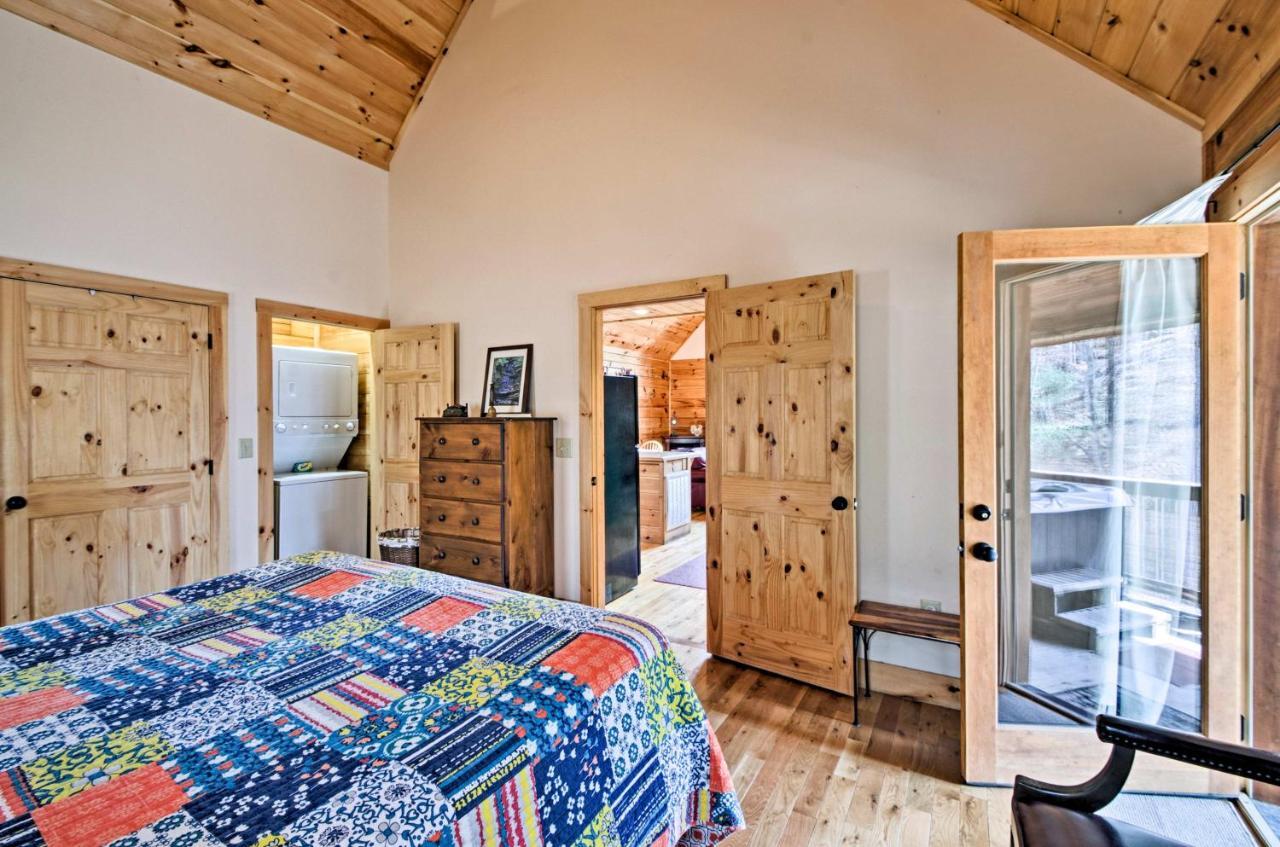 Bryson City Vacation Rental With Hot Tub And Fire Pit! Екстер'єр фото