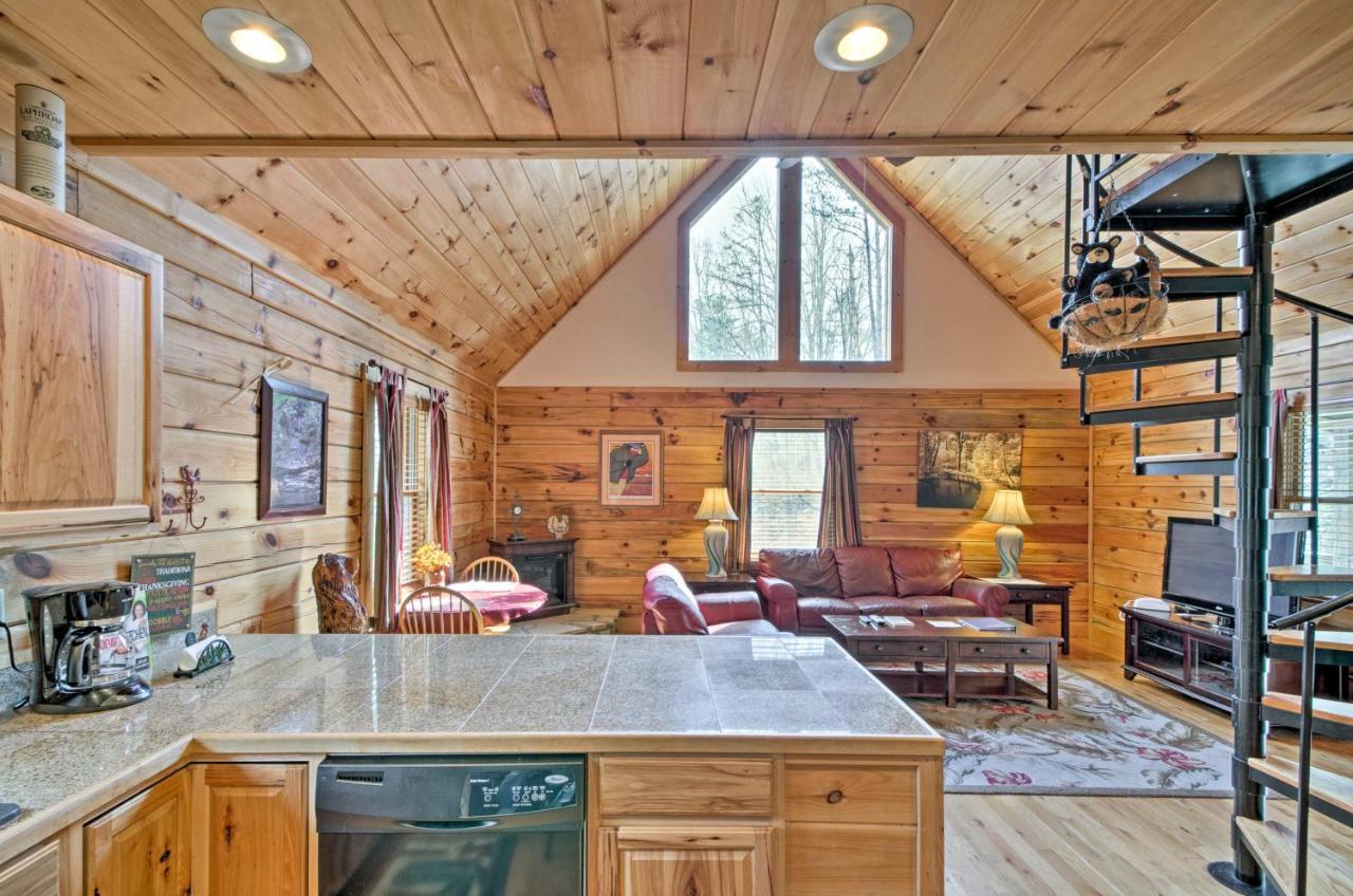 Bryson City Vacation Rental With Hot Tub And Fire Pit! Екстер'єр фото